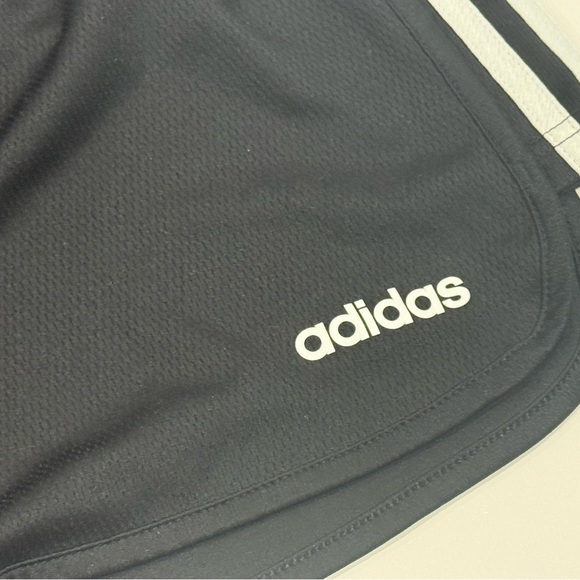 Adidas Women’s Black 3 Stripe Running Gym Shorts Size S - Picture 3 of 7